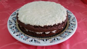 Leia mais sobre o artigo Parece gordice, mas não é: Bolo Prestígio Fit!!!!!